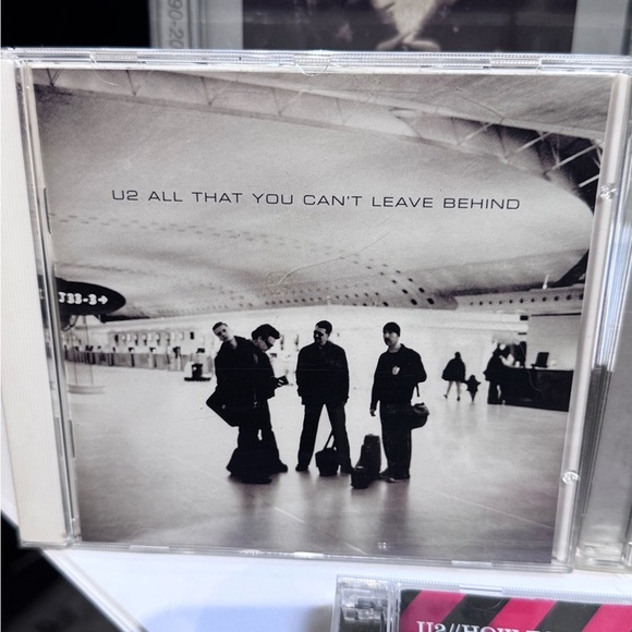 🎸💿Retro U2 Collectable CD’s 4 Titles Bundle from the 1990’s to early 2000📀🎸 - Picture 3 of 16